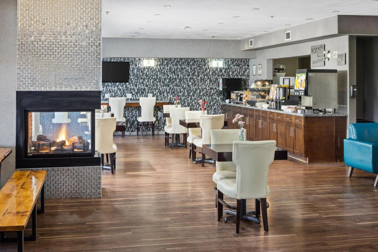 Home Inn & Suites Yorkton Bagian luar foto