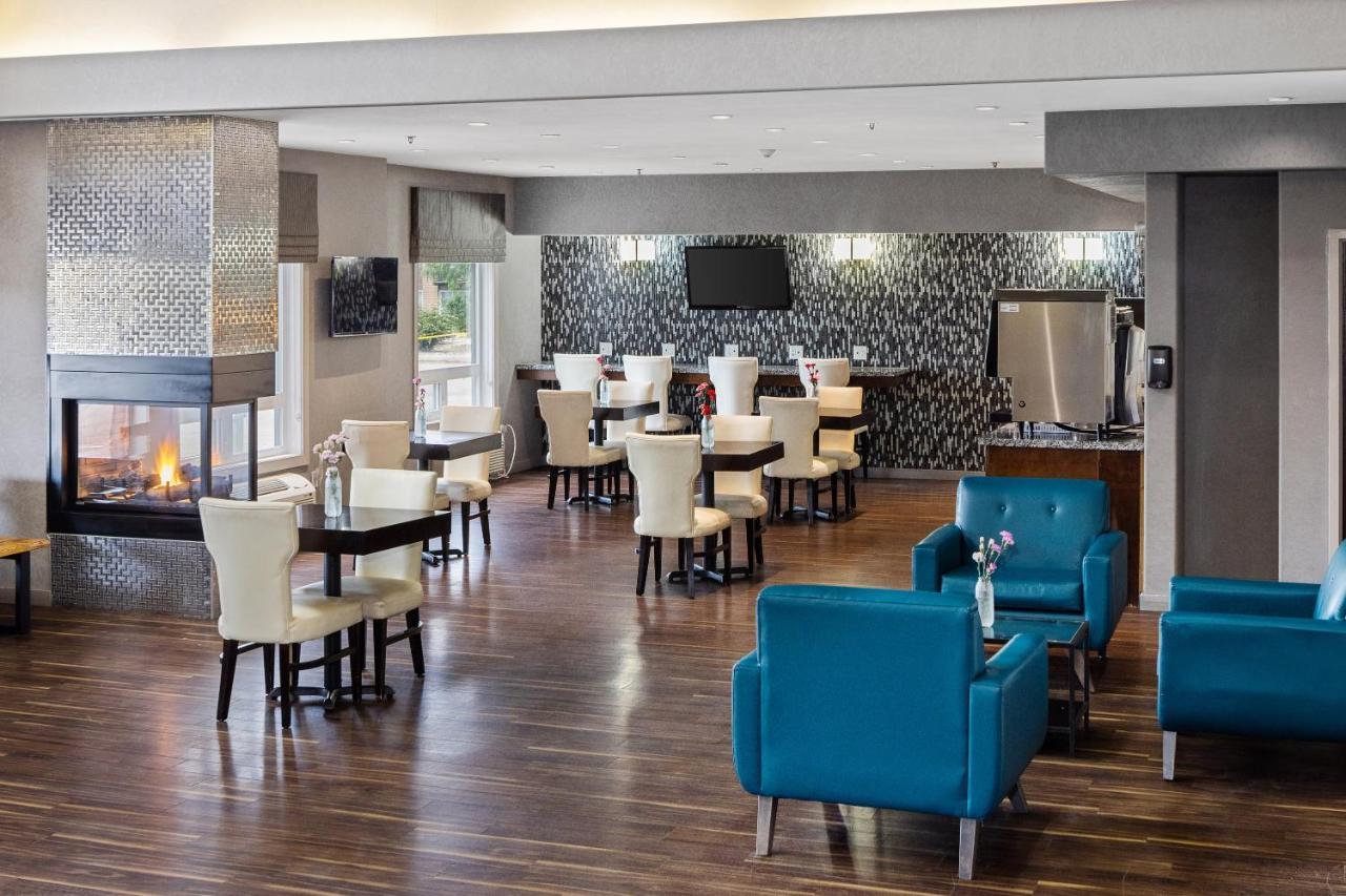Home Inn & Suites Yorkton Bagian luar foto