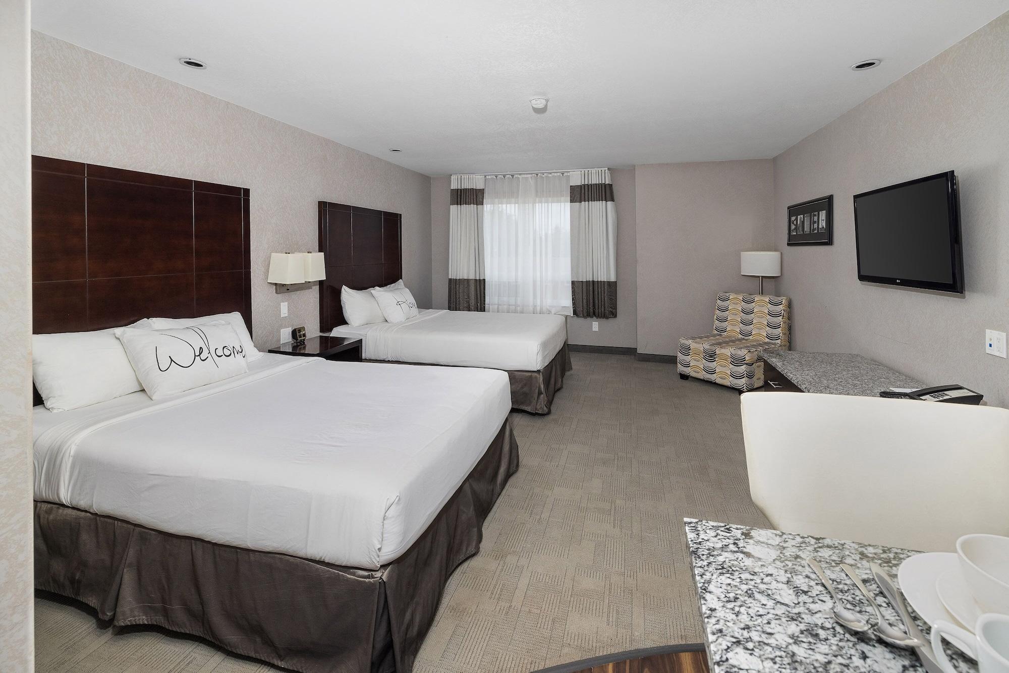 Home Inn & Suites Yorkton Bagian luar foto