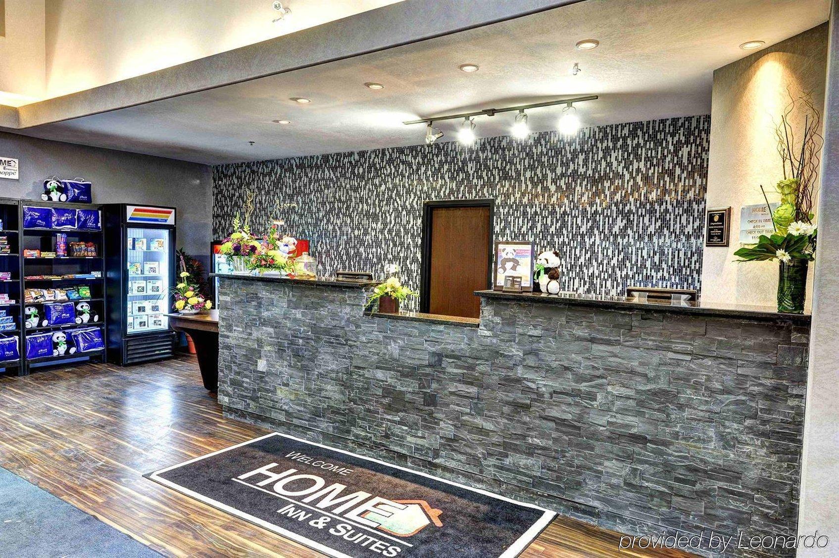 Home Inn & Suites Yorkton Bagian luar foto