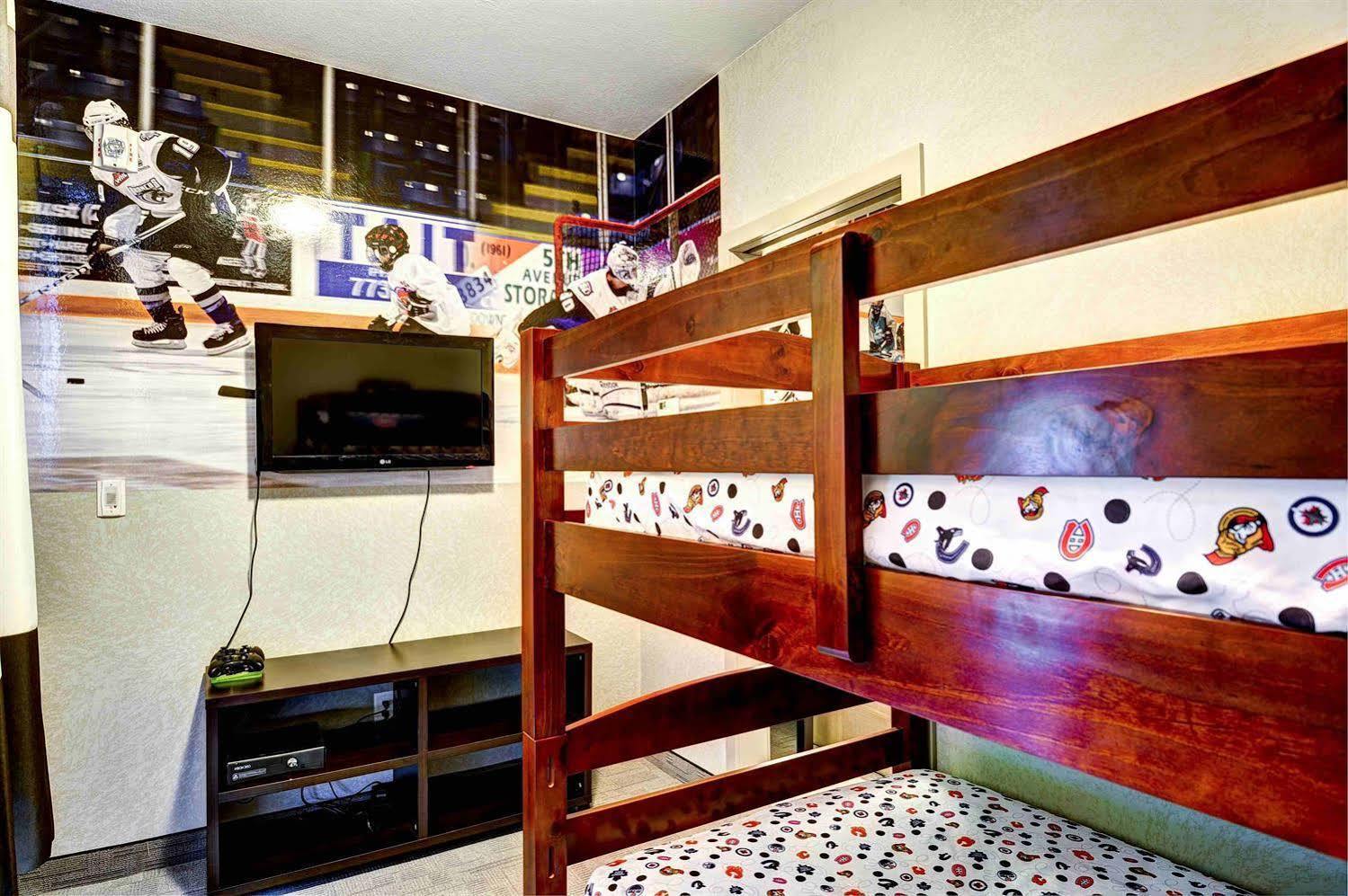 Home Inn & Suites Yorkton Bagian luar foto